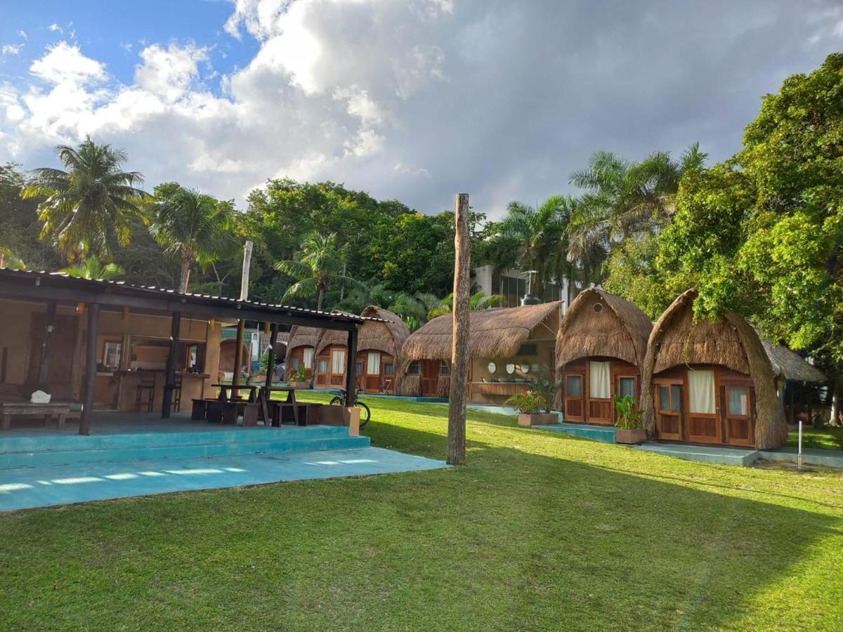 Pepos Xul-Ha Hotel Exterior photo